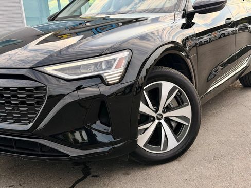 Used 2024 Audi Q8 e-tron Premium AWD/4WD image 2