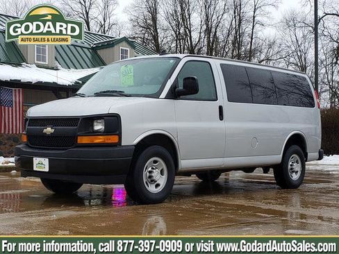 Used 2017 Chevrolet Express 2500 LS image 1