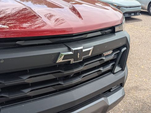 Used 2024 Chevrolet Colorado Trail Boss w/ Technology Package image 7