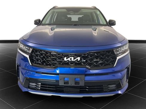 Used 2023 Kia Sorento EX w/ Panoramic Sunroof Package FWD image 8