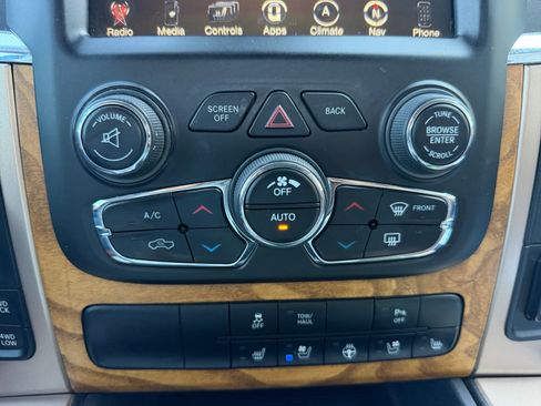 Used 2013 RAM 1500 Laramie Longhorn w/ Convenience Group AWD/4WD image 11