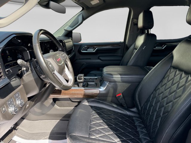 Used 2024 GMC Sierra 1500 Elevation w/ X31 Off-Road Package AWD/4WD image 10