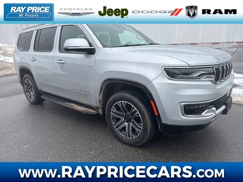 Used 2022 Jeep Wagoneer Series III image 1