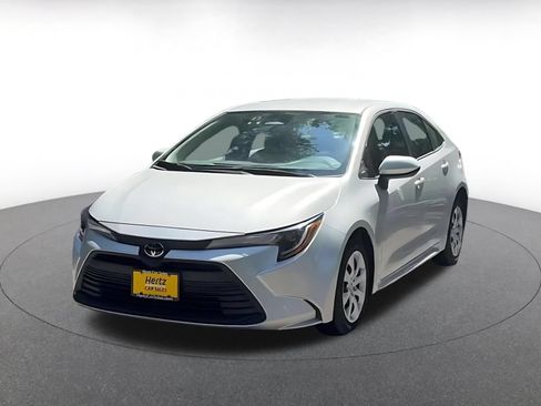 Used 2025 Toyota Corolla LE FWD image 7