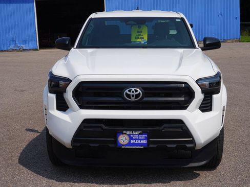 Used 2025 Toyota Tacoma SR RWD image 8
