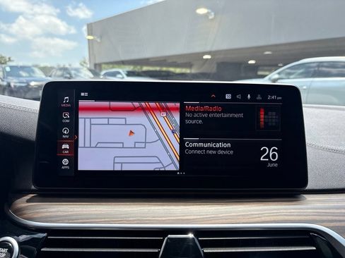 Used 2022 BMW M550i xDrive w/ Executive Package AWD/4WD image 20