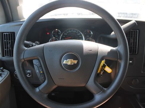 Used 2024 Chevrolet Express 3500 LT w/ LT Preferred Equipment Group RWD image 30
