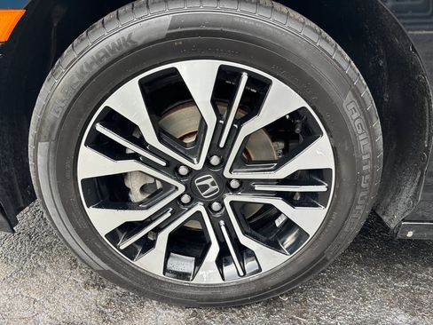 Used 2025 Honda Odyssey Elite image 32