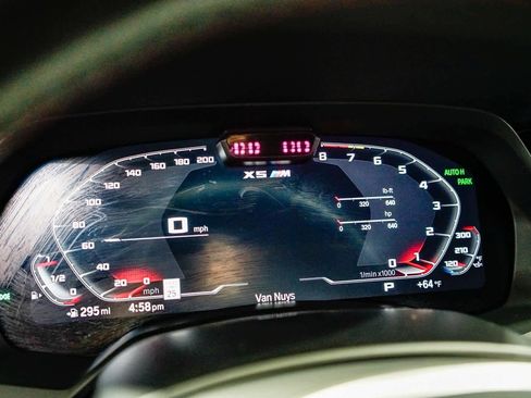 Used 2021 BMW X5 M w/ Executive Package image 26