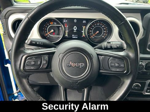 Certified 2021 Jeep Wrangler Sport AWD/4WD image 17
