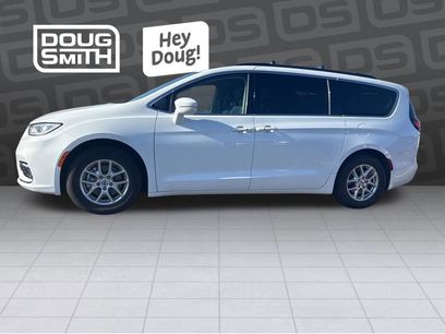 Used 2022 Chrysler Pacifica Touring-L