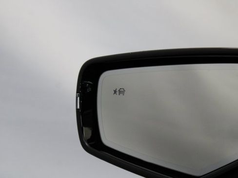 Used 2025 Cadillac CT5 V w/ Technology Package image 32