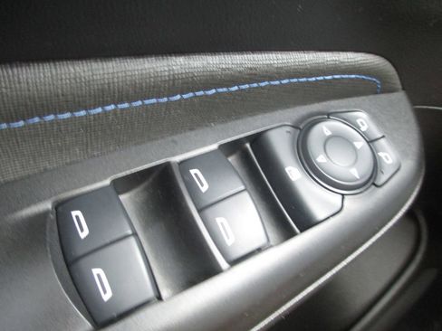 Used 2024 Buick Envista Sport Touring FWD image 21