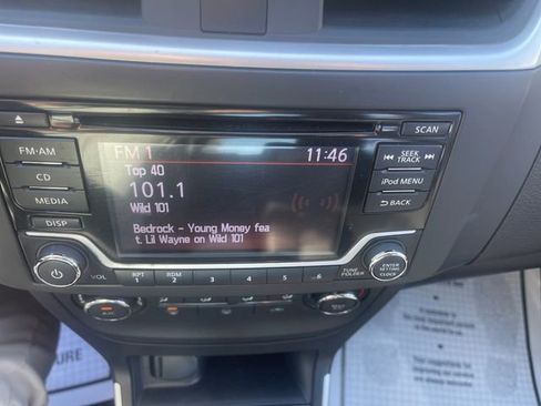 Used 2018 Nissan Sentra S image 19