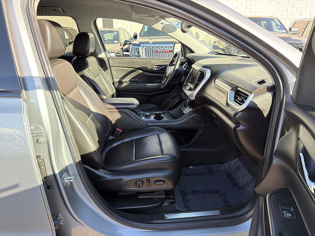 Used 2023 GMC Acadia SLT w/ Elevation Edition FWD image 26