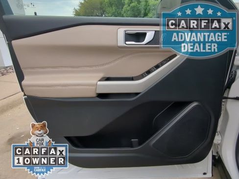 Used 2024 Ford Explorer XLT w/ Equipment Group 202A image 12