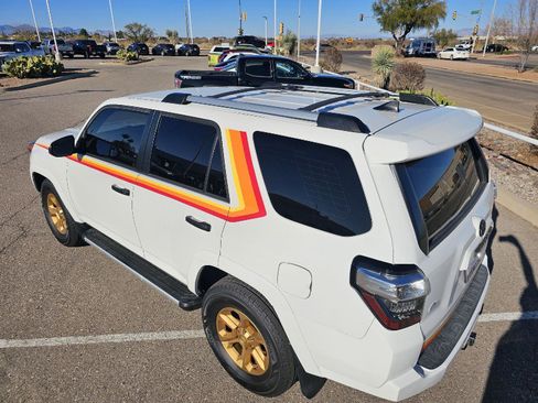 Used 2020 Toyota 4Runner SR5 image 20