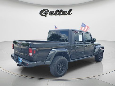 Used 2023 Jeep Gladiator Sport AWD/4WD image 4
