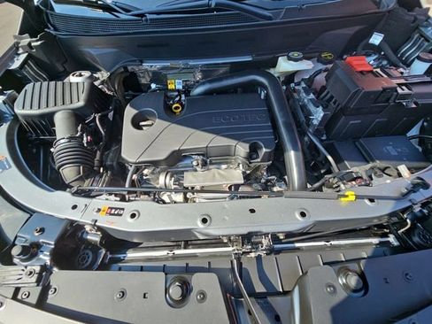 New 2027 Chevrolet Equinox LT FWD image 32