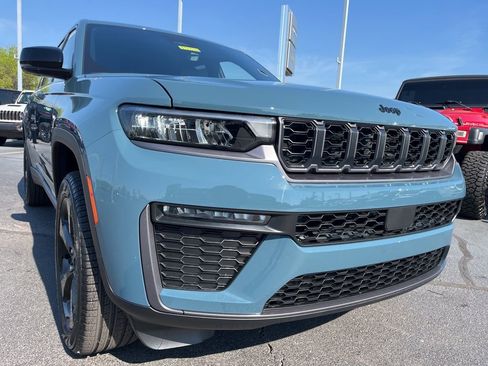 New 2026 Jeep Grand Cherokee L Limited AWD/4WD image 64