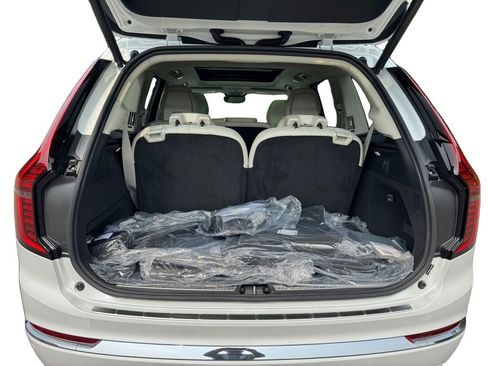 New 2026 Volvo XC90 T8 Ultra w/ Protection Package Premier image 5