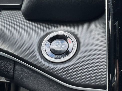 Used 2024 Jeep Grand Cherokee Laredo X w/ Luxury Tech Group I image 28