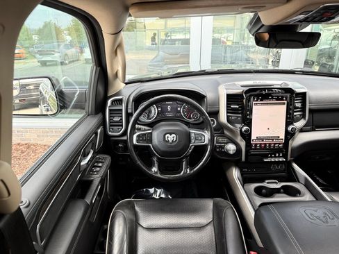 Used 2019 RAM 1500 Laramie AWD/4WD image 34