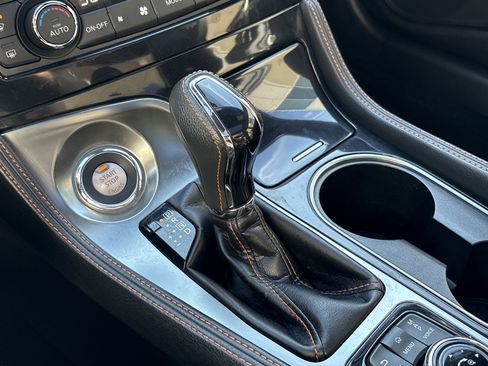 Used 2023 Nissan Maxima SR w/ Sport Mat Group image 26