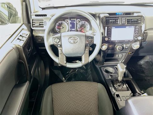 Certified 2024 Toyota 4Runner TRD Off-Road image 20
