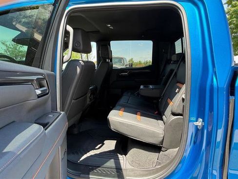 Used 2023 GMC Sierra 1500 AT4 w/ AT4 Preferred Package AWD/4WD image 13