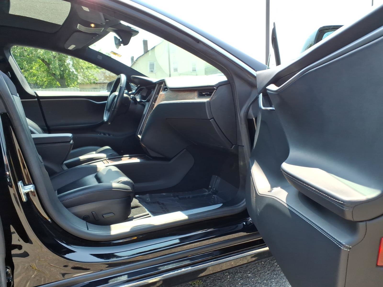 Used 2021 Tesla Model S Long Range Plus AWD/4WD image 8