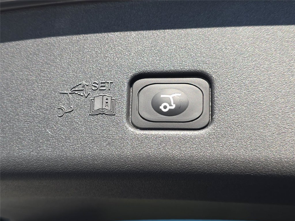New 2026 Lincoln Nautilus Premier AWD/4WD image 25