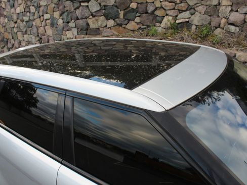 Used 2015 Land Rover Range Rover Evoque Pure Plus image 46