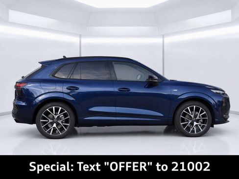 Certified 2026 Audi Q3 quattro 2.0T AWD/4WD image 3