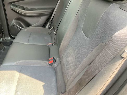 Certified 2020 Buick Encore GX Preferred w/ Sport Touring Package AWD/4WD image 23