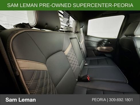 Used 2023 GMC Canyon Denali image 28