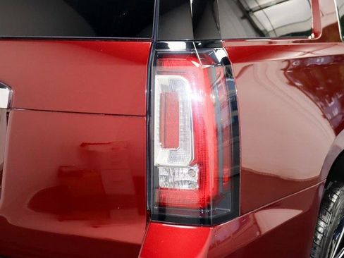 Used 2016 GMC Yukon Denali w/ Open Road Package image 11