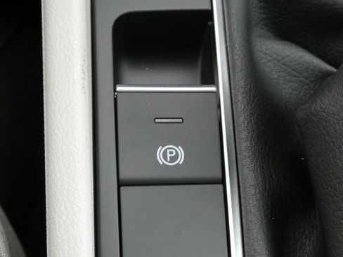 New 2025 Volkswagen Jetta S image 15