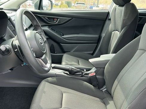 Used 2019 Subaru Impreza 2.0i Premium image 9