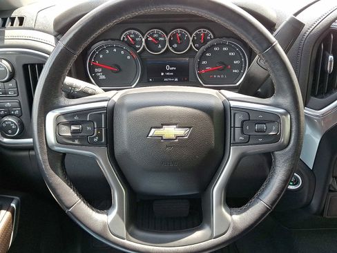 Used 2022 Chevrolet Silverado 1500 LT w/ Bed Protection Package AWD/4WD image 19