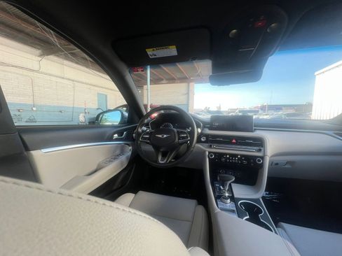 Used 2025 Genesis G70 2.5T image 34