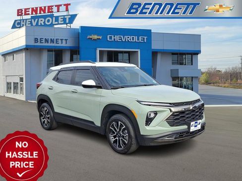 Certified 2024 Chevrolet TrailBlazer ACTIV w/ Convenience Package image 1