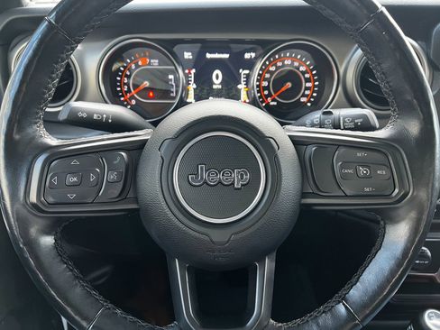 Used 2021 Jeep Wrangler Unlimited Sport image 16