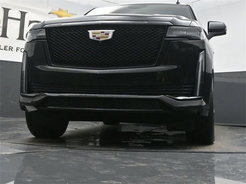 Used 2021 Cadillac Escalade Sport w/ Driver Assist Tech Package image 58