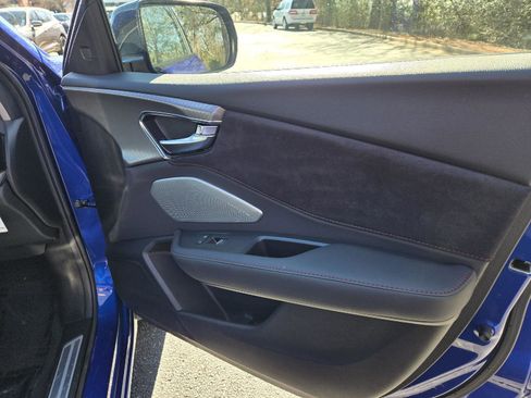 Certified 2025 Acura RDX A-Spec image 13