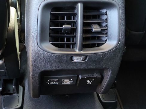 Used 2022 Jeep Cherokee Latitude Lux image 20