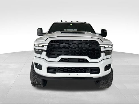 New 2025 RAM 2500 Limited image 16