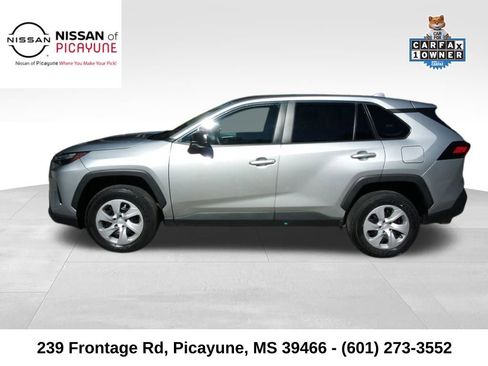 Used 2024 Toyota RAV4 LE image 2