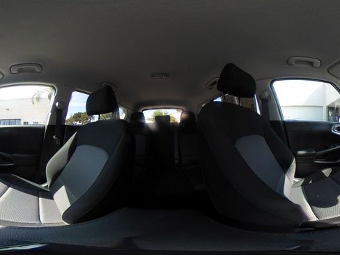 Used 2025 Kia Soul LX w/ LX Technology Package image 38