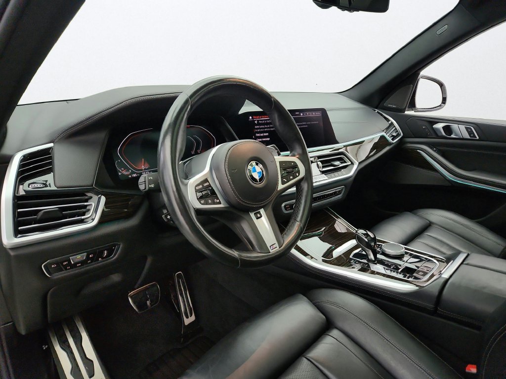 Used 2020 BMW X5 xDrive40i w/ M Sport Package AWD/4WD image 10